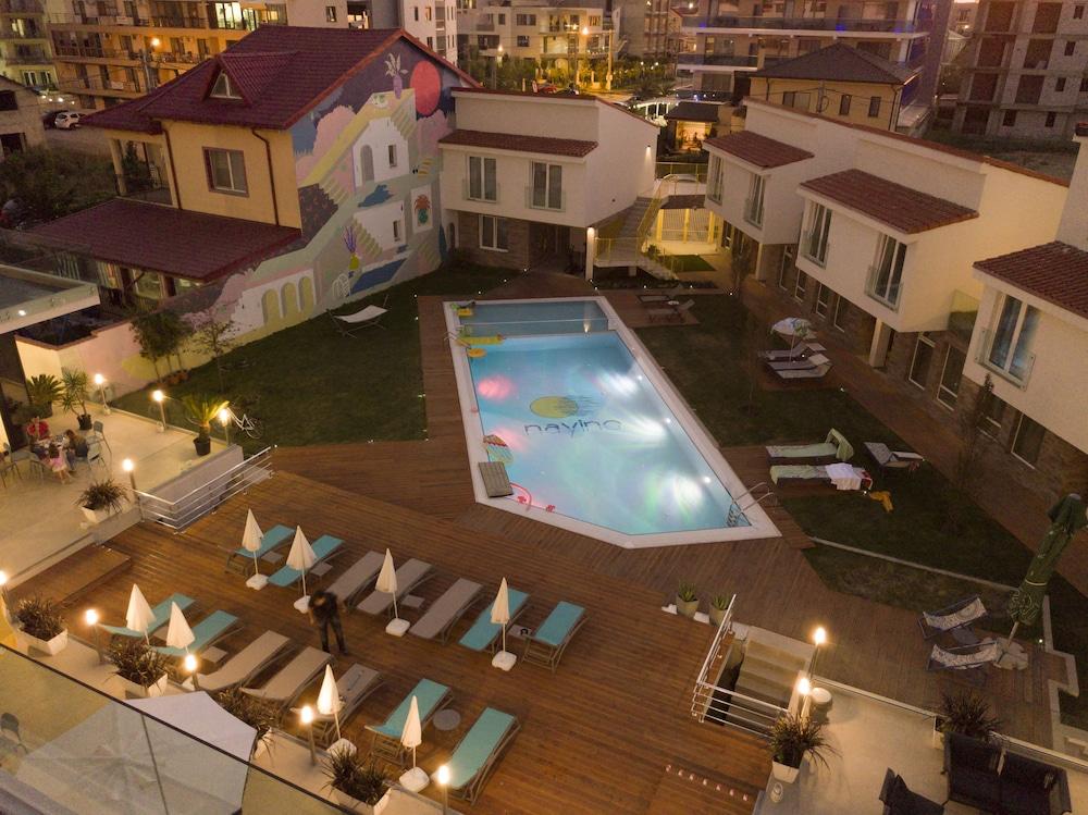 Nayino Resort Hotel Năvodari Exteriör bild